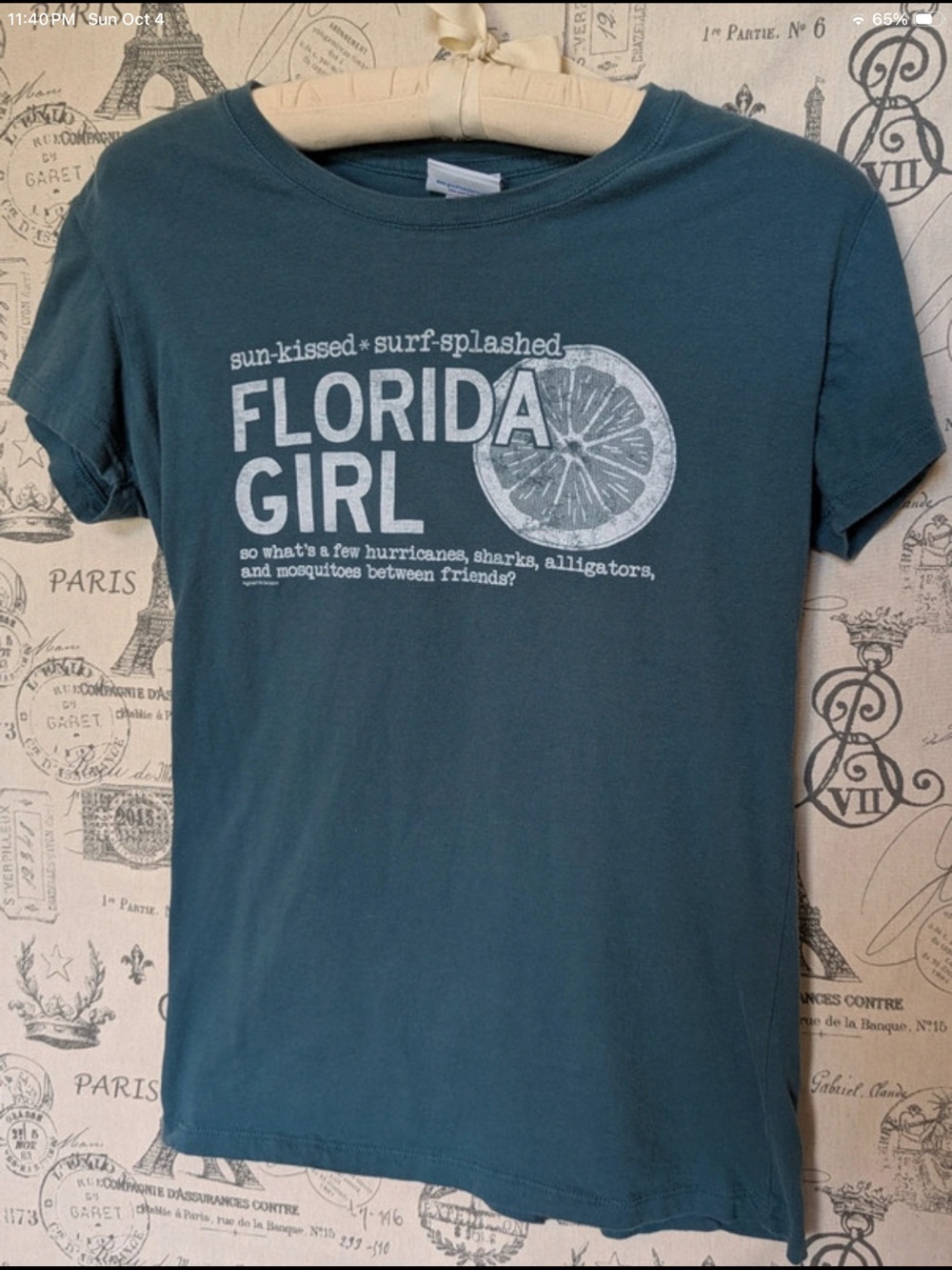 Florida Girl Graphic T-Shirt - Size Large (fitted)